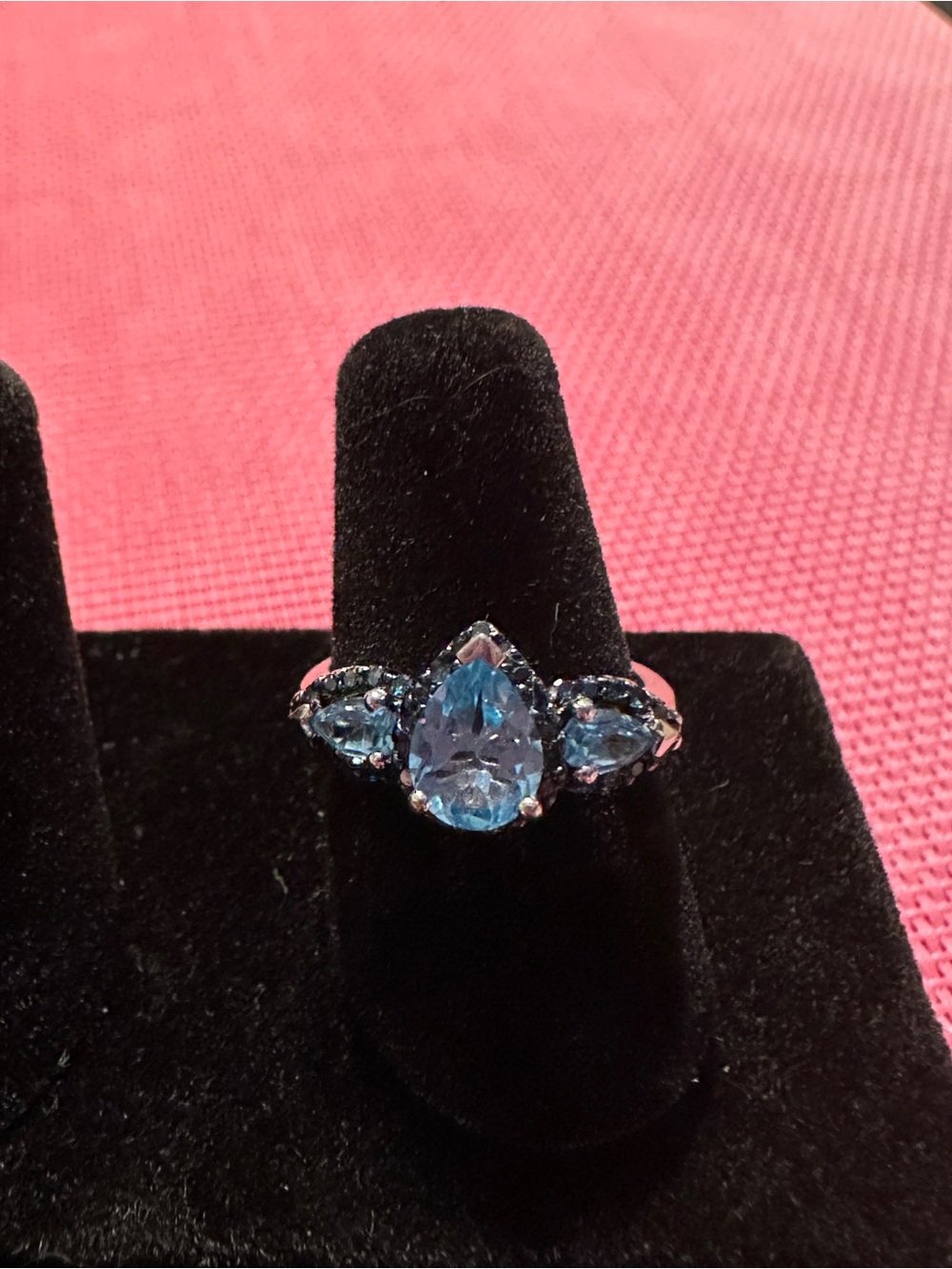 Vintage-style Sterling Silver Blue Topaz Pear-Cut Three-Stone Ring
